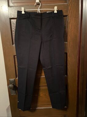 Van Heusen Women's Black Ankle Pants